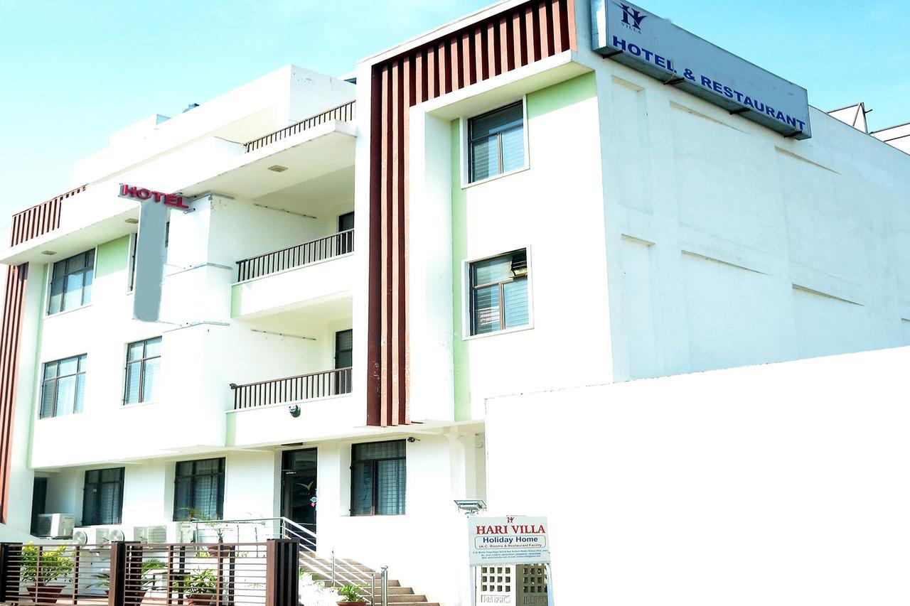 Oyo 4647 Hari Villa Holiday Home Jaipur Bagian luar foto