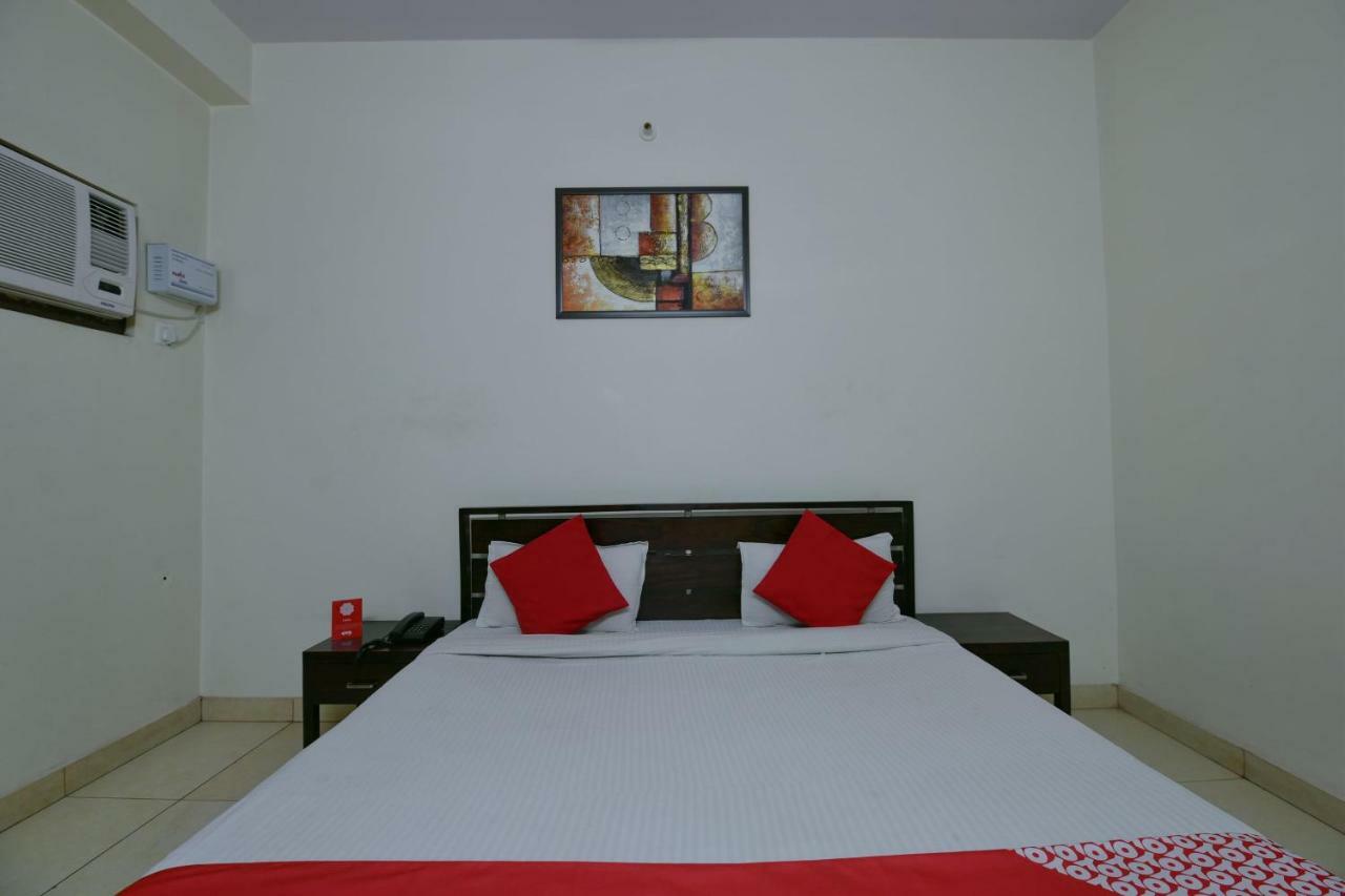 Oyo 4647 Hari Villa Holiday Home Jaipur Bagian luar foto